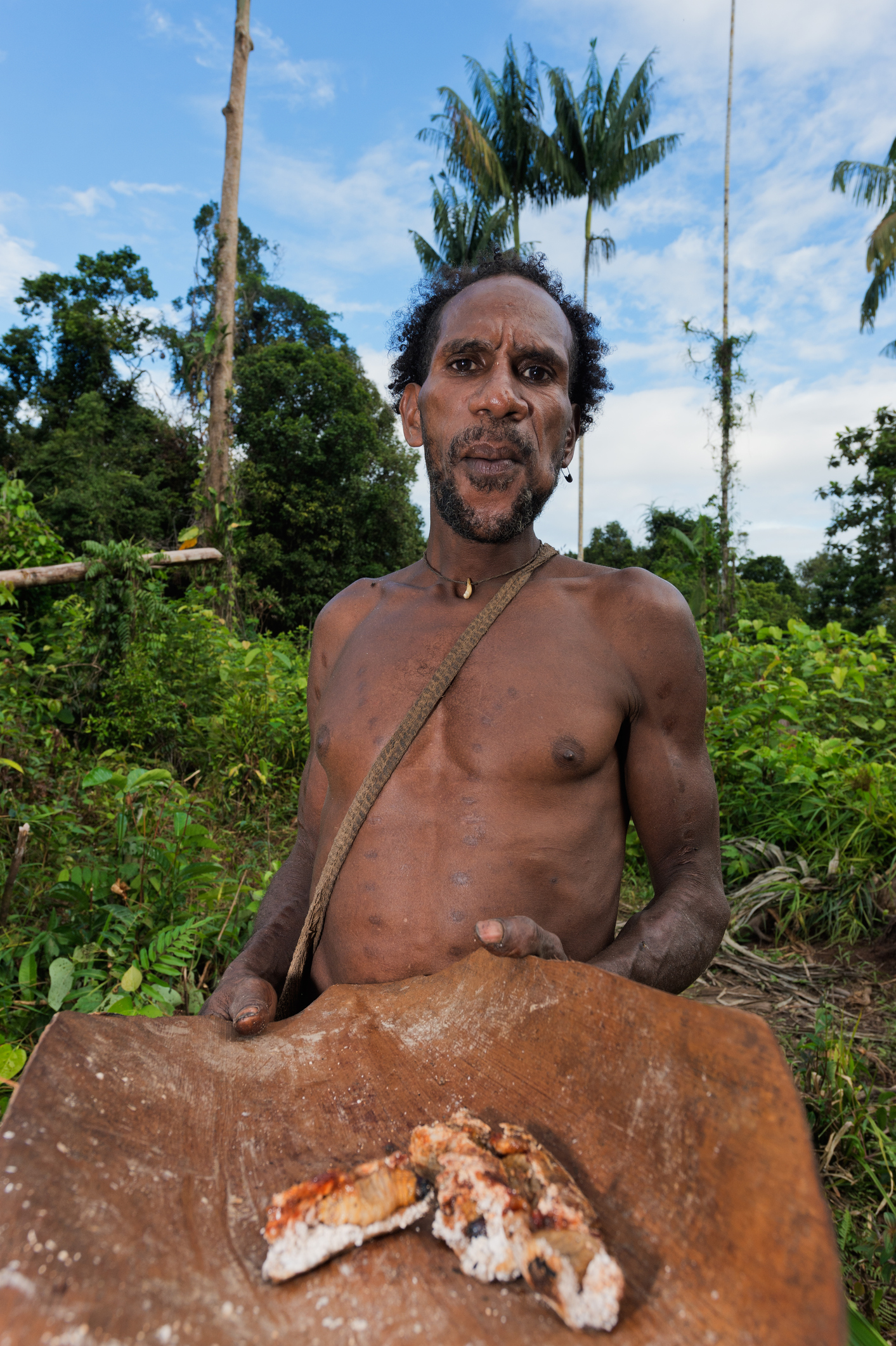 The Korowai Tribe Cannibals Of Papua New Guinea Outdoor Revival